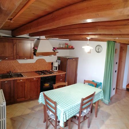 Agriturismo Lusani Caprino Veronese Bagian luar foto
